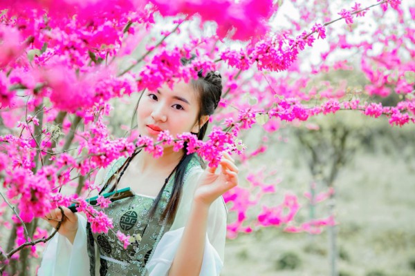 武汉爱桑拿洁面，深层清洁的秘密武器！